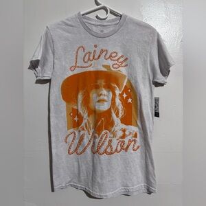 Gray Lainey Wilson Graphic T-Shirt NWT size small or 2xL unisex